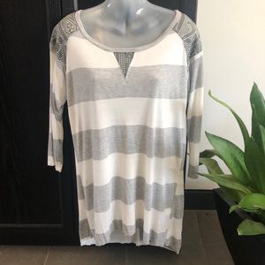 NWOT Anthropologie striped tunic top 🌻